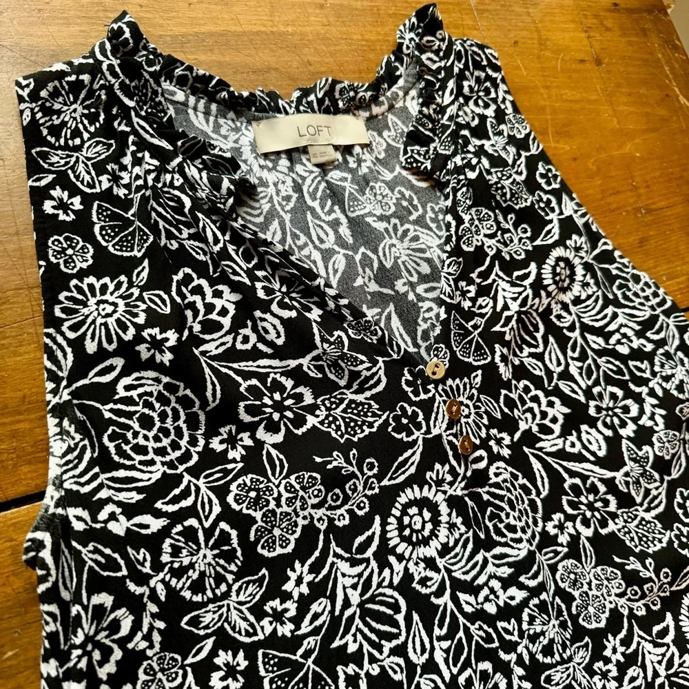 LOFT Ruffle Neck Shell - Picture 10 of 13